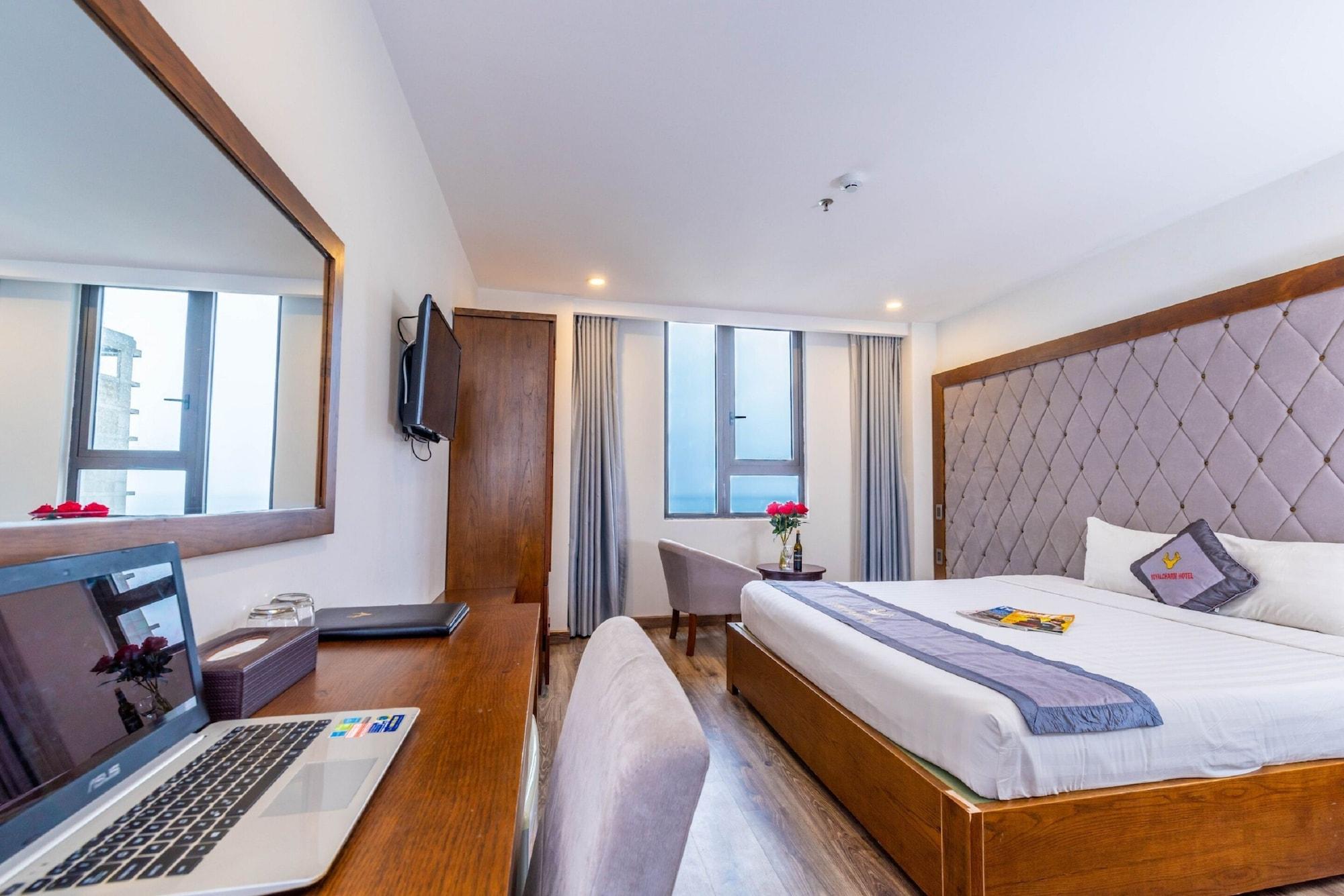 Royal Charm Hotel Дананг Екстериор снимка
