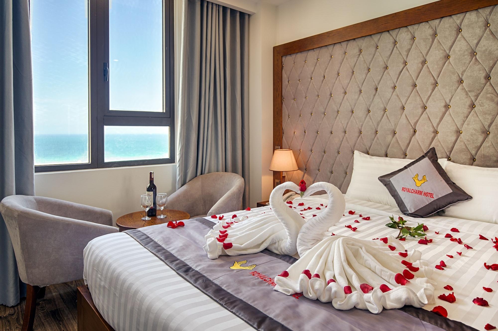Royal Charm Hotel Дананг Екстериор снимка