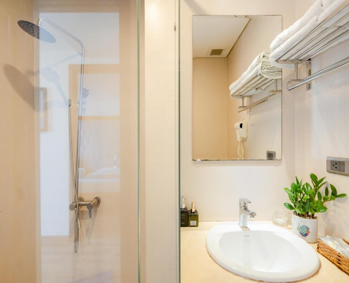 Royal Charm Hotel Дананг Екстериор снимка